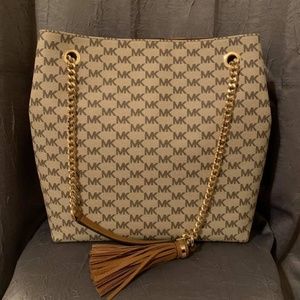 MICHAEL KORS Jet Set Chain Large Shoulder Tote